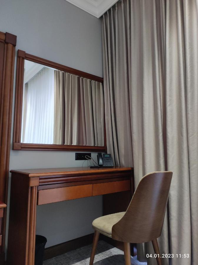 Mir Luxe Plaza Hotell Tasjkent Eksteriør bilde