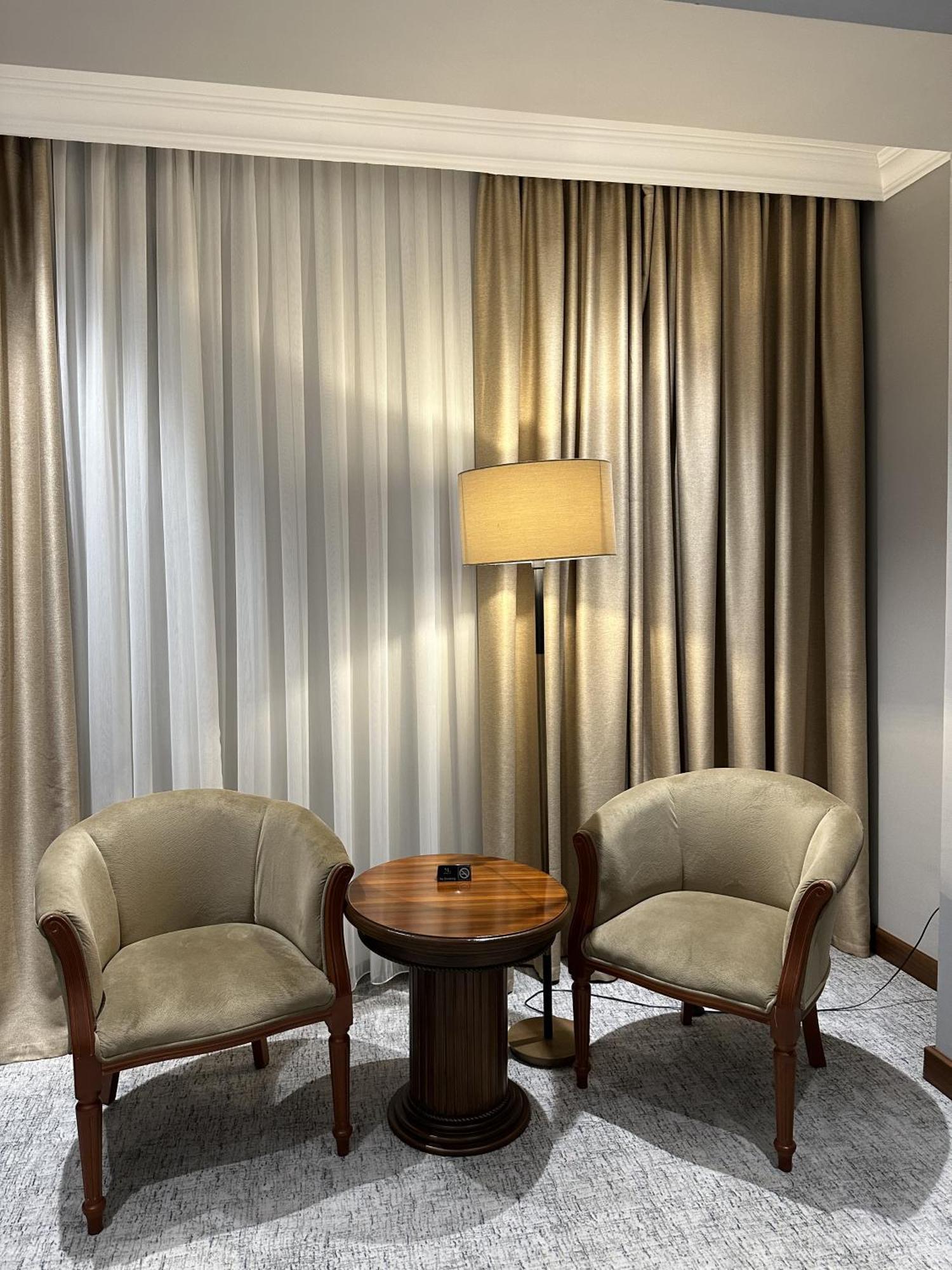 Mir Luxe Plaza Hotell Tasjkent Eksteriør bilde